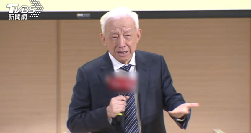 嗆中共蠢！ 曹興誠脫口認曾交中國女友