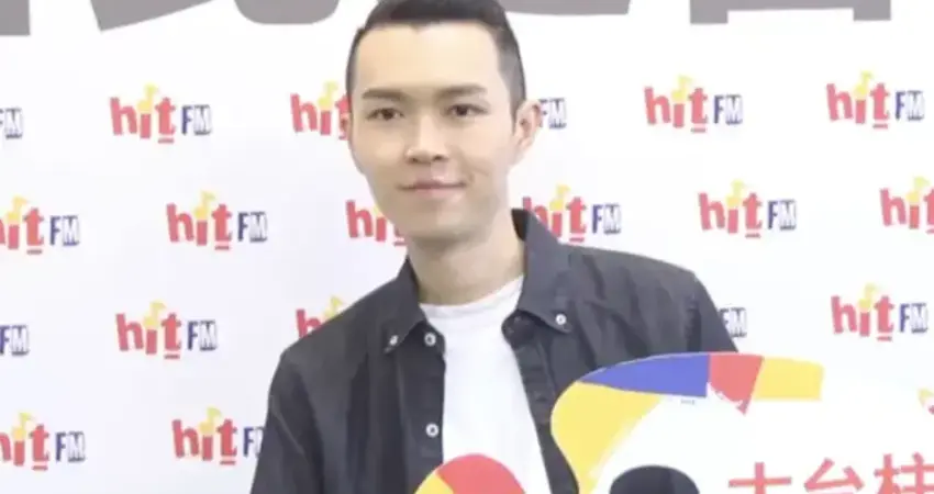 4副眼鏡造型全公開 方大同沒戴眼鏡長這樣