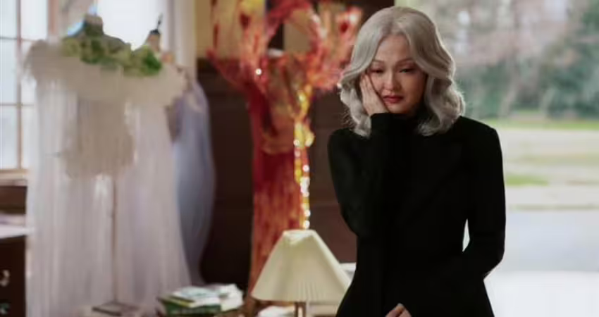凍齡女神變了！張韶涵「滿頭白髮、皺紋」現身：坦然面對衰老