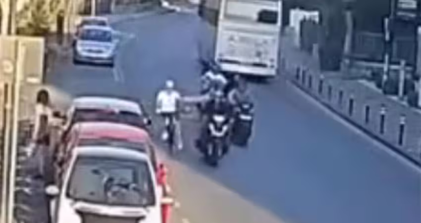 6少年高速騎車推人　單車老翁遭猛推重摔